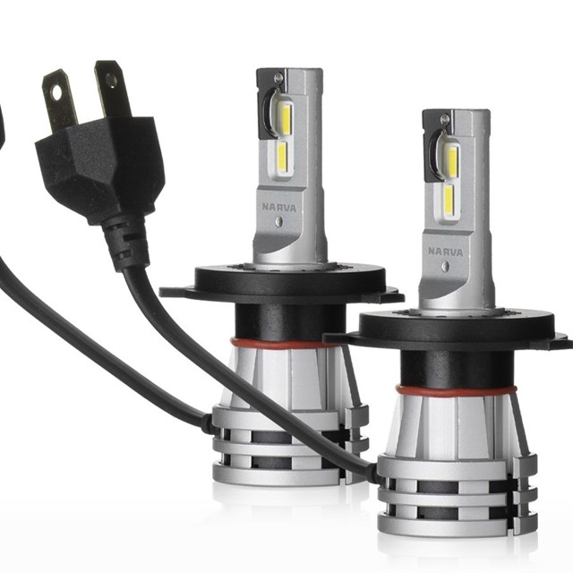 Żarówki LED H4 NARVA Range Performance LED 12/24V 24W (6500K) + żarówki LED W5W